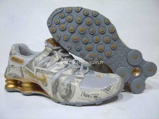 Fonctionnelle Nike Shox Nz Baskets A La Creme Doree